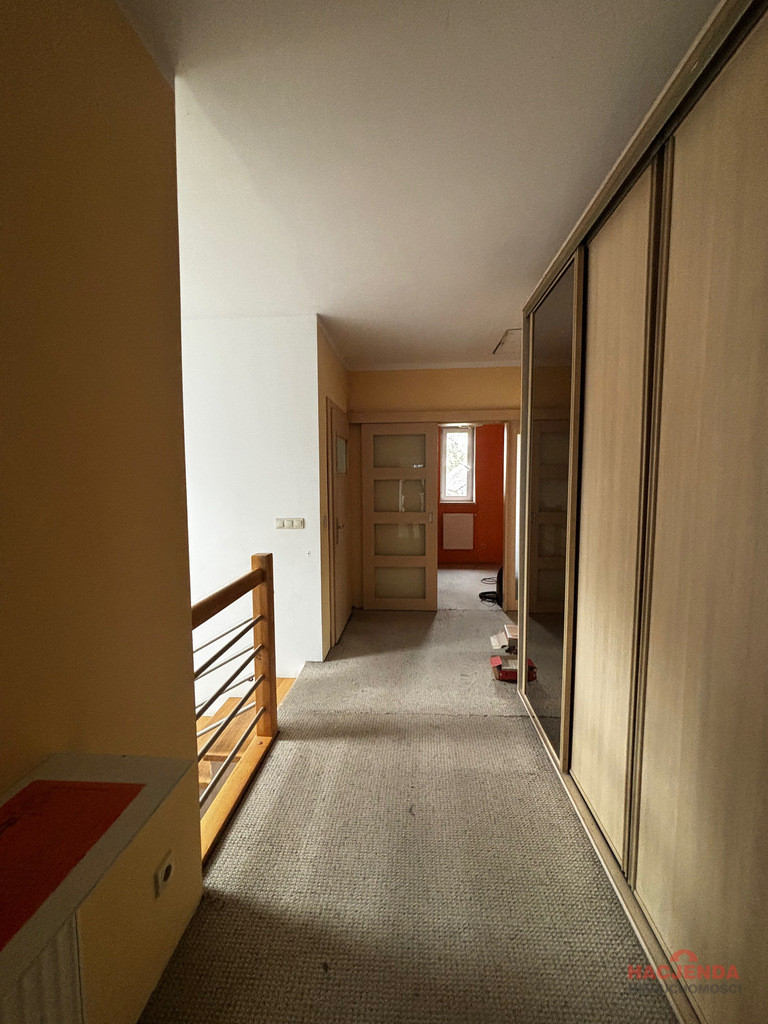 Dom Sprzedaż Brenno Leszczyńska 23